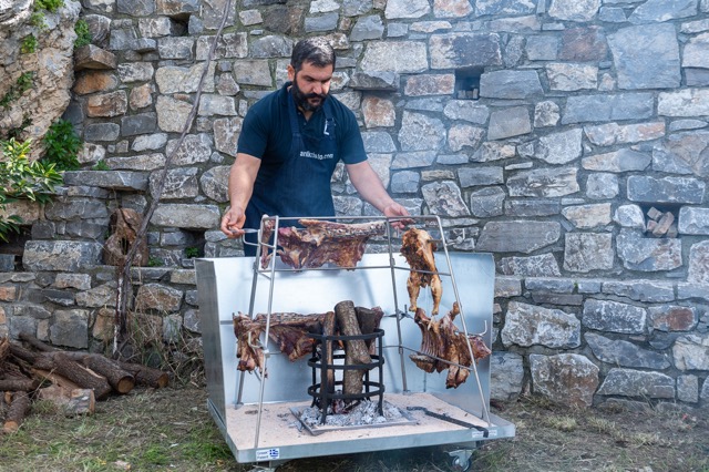 Antikristo crétois authentique cuit au feu de bois